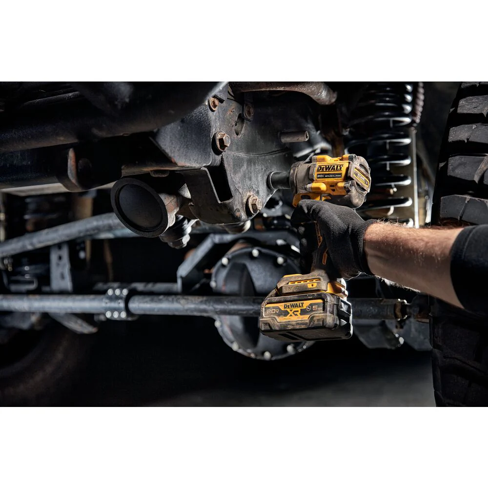 DeWALT DCF922B 20V MAX 1/2 Compact Impact Wrench - Bare Tool