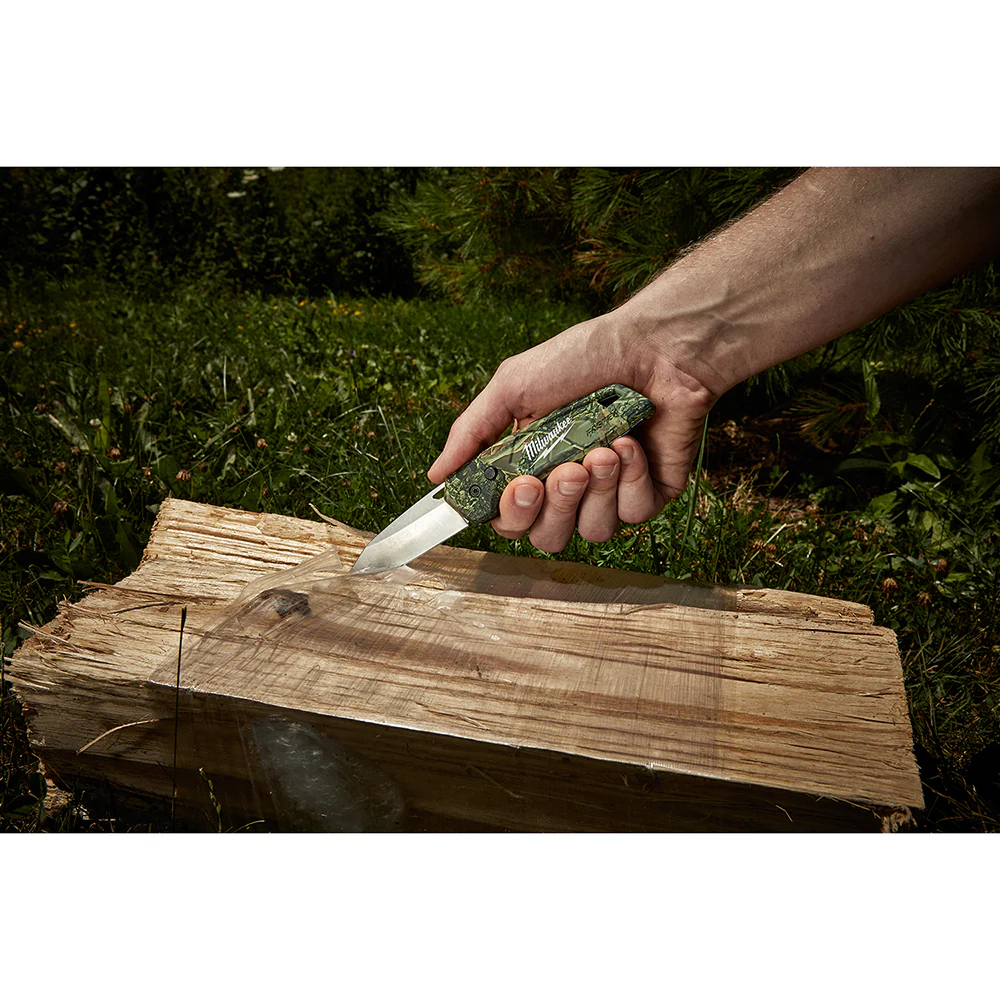 Milwaukee 48-22-1524 FASTBACK�Camo Folding Pocket Knife