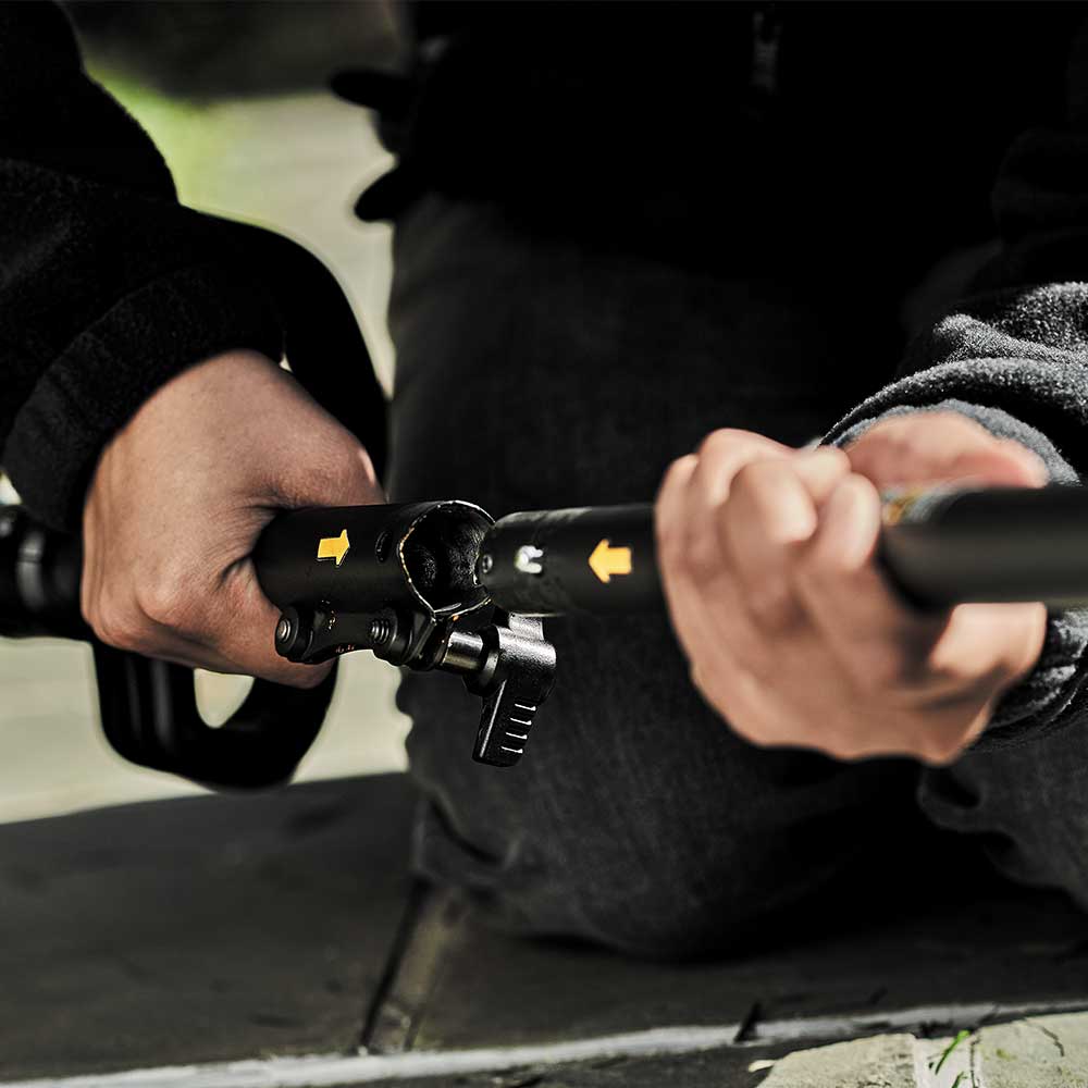 DeWALT DCST972X1 60V MAX 17 Brushless Attachment Capable String Trimmer Kit