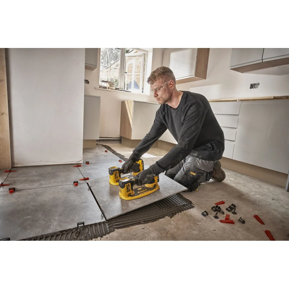 Dewalt DCE592D1 20V GRABO Cordless LIFTER? Kit