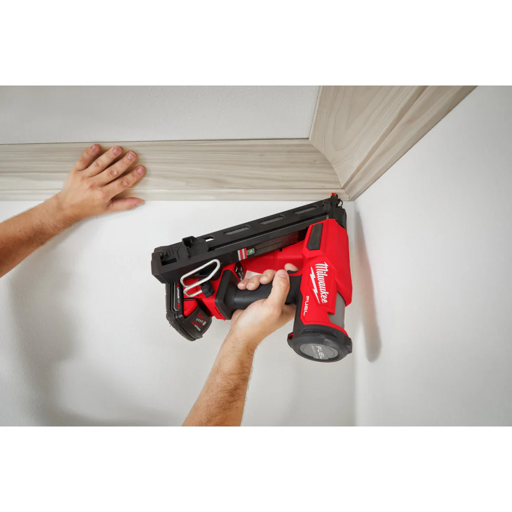 Milwaukee 2839-20 M18 FUEL Ergonomic Cordless 15 Gauge Finish Nailer - Bare Tool