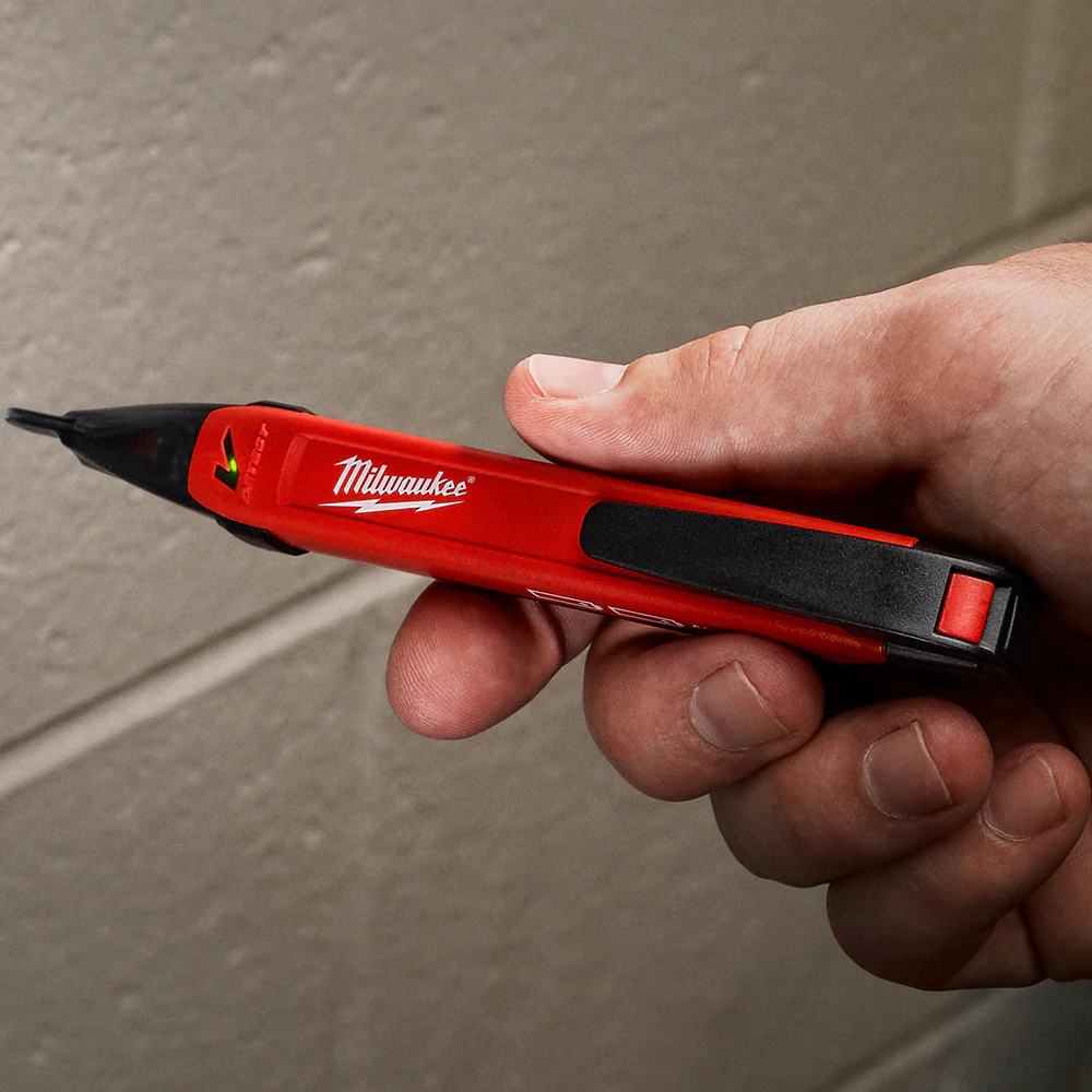 Milwaukee 2202-20 1.000V LED Indicating Pocket Clip Voltage Detector