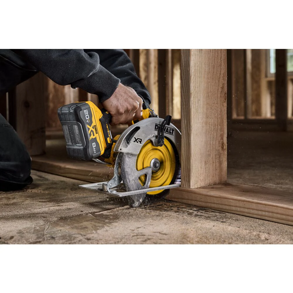 Dewalt DCS590WW1 20V 7-1/4 MAX XR Brushless Cordless Circular Saw Kit