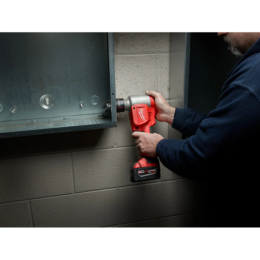 Milwaukee 2676-82 M18 18V 10 Ton Knockout Tool 1/2 To 2 Kit - Reconditioned