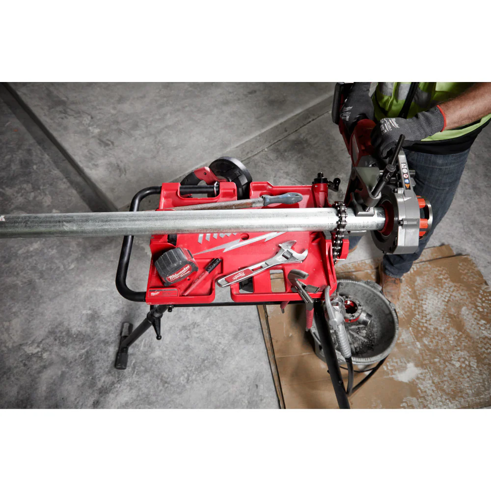 Milwaukee 48-22-8690 6 Portable Heavy Duty Leveling Tripod Chain Vise