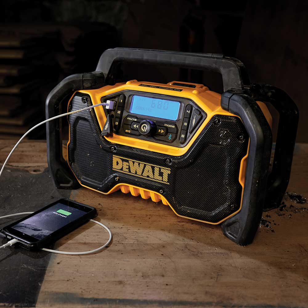 DeWALT DCR028B 12V/20V MAX Tough Lithium-Ion Cordless Bluetooth Radio
