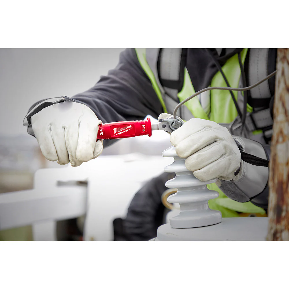 Milwaukee 48-22-0143 Power Utility Hand Tool Set for Construction Projects - 7PC