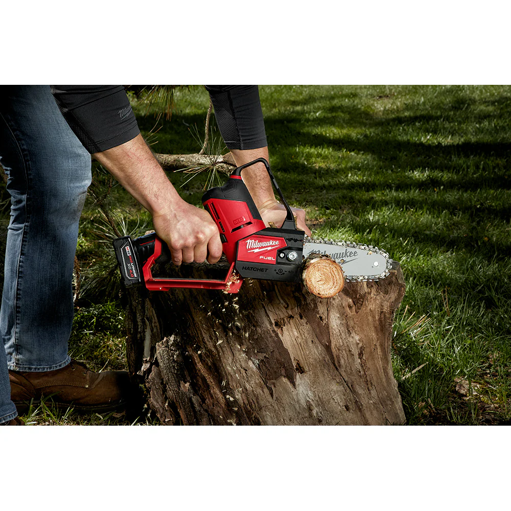 Milwaukee 2527-21 M12 FUEL 12V HATCHET 6 Brushless Cordless Pruning Saw Kit