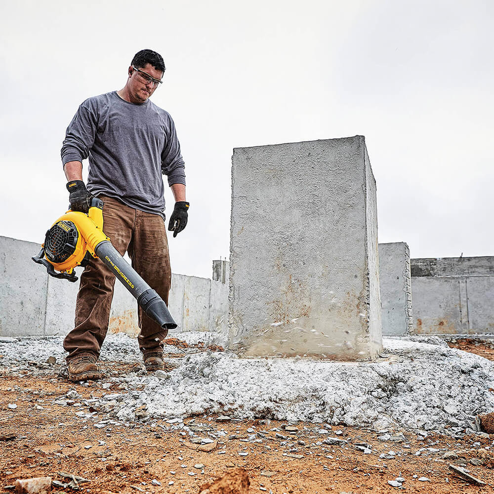 DeWALT DCKO667X1 60V MAX FLEXVOLT 16 Cordless Chainsaw and Blower Combo Kit
