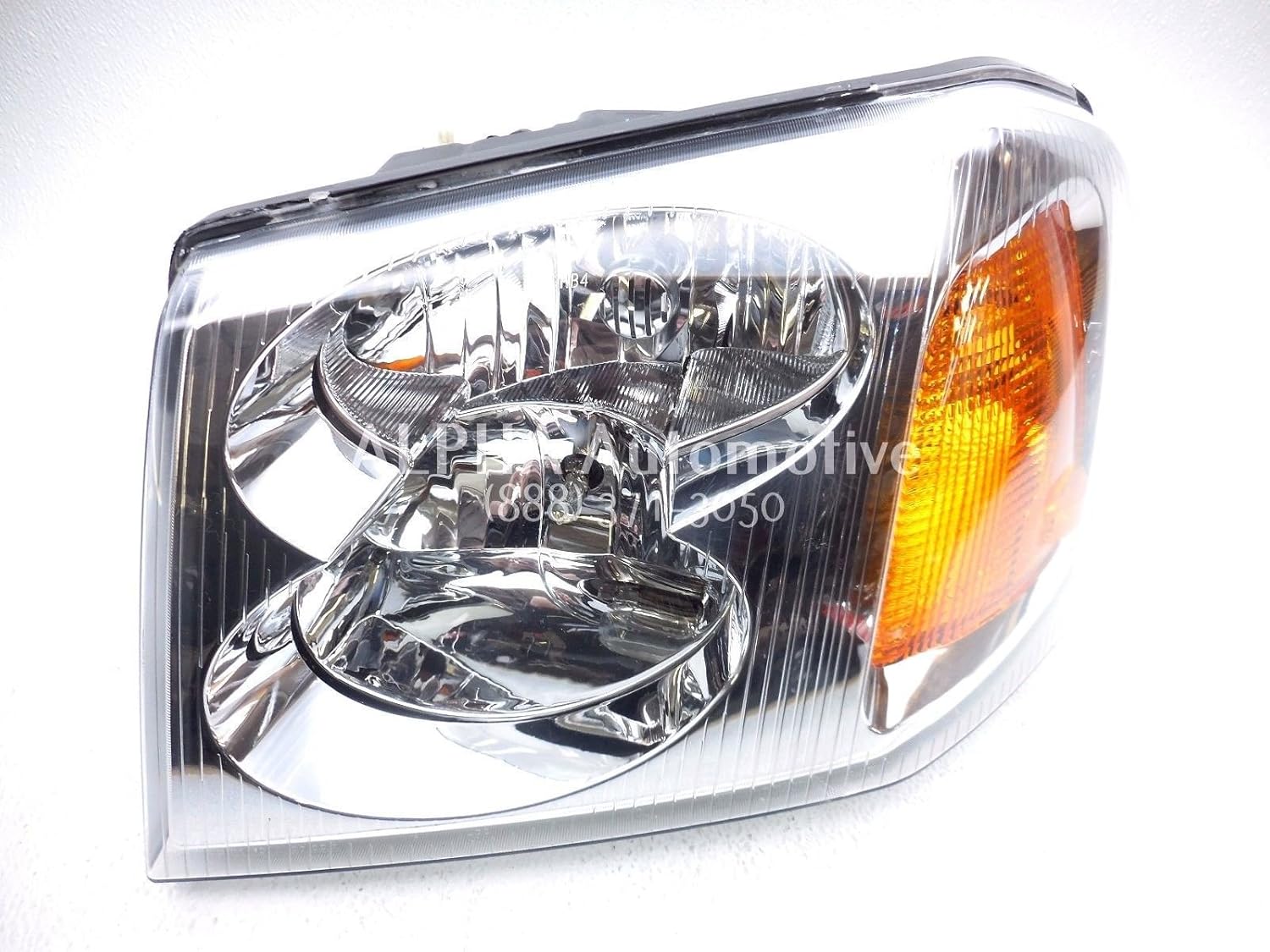 GMC Envoy Replacement Headlight Assembly - 1-Pair