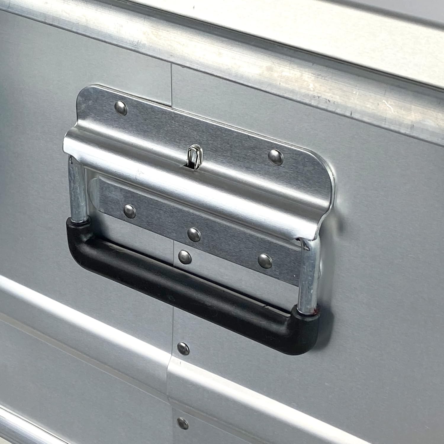 Eylar 2-Piece Equipment and Gear Overland Crossover Aluminum Cargo Case (2 PCS Combo)