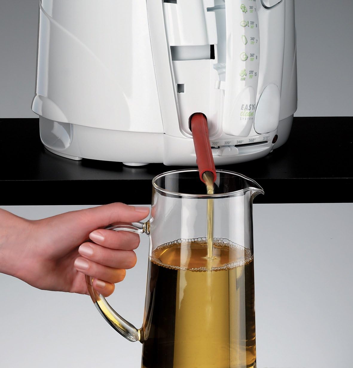 DeLonghi D677UX 2-1/5-Pound-Capacity Deep Fryer