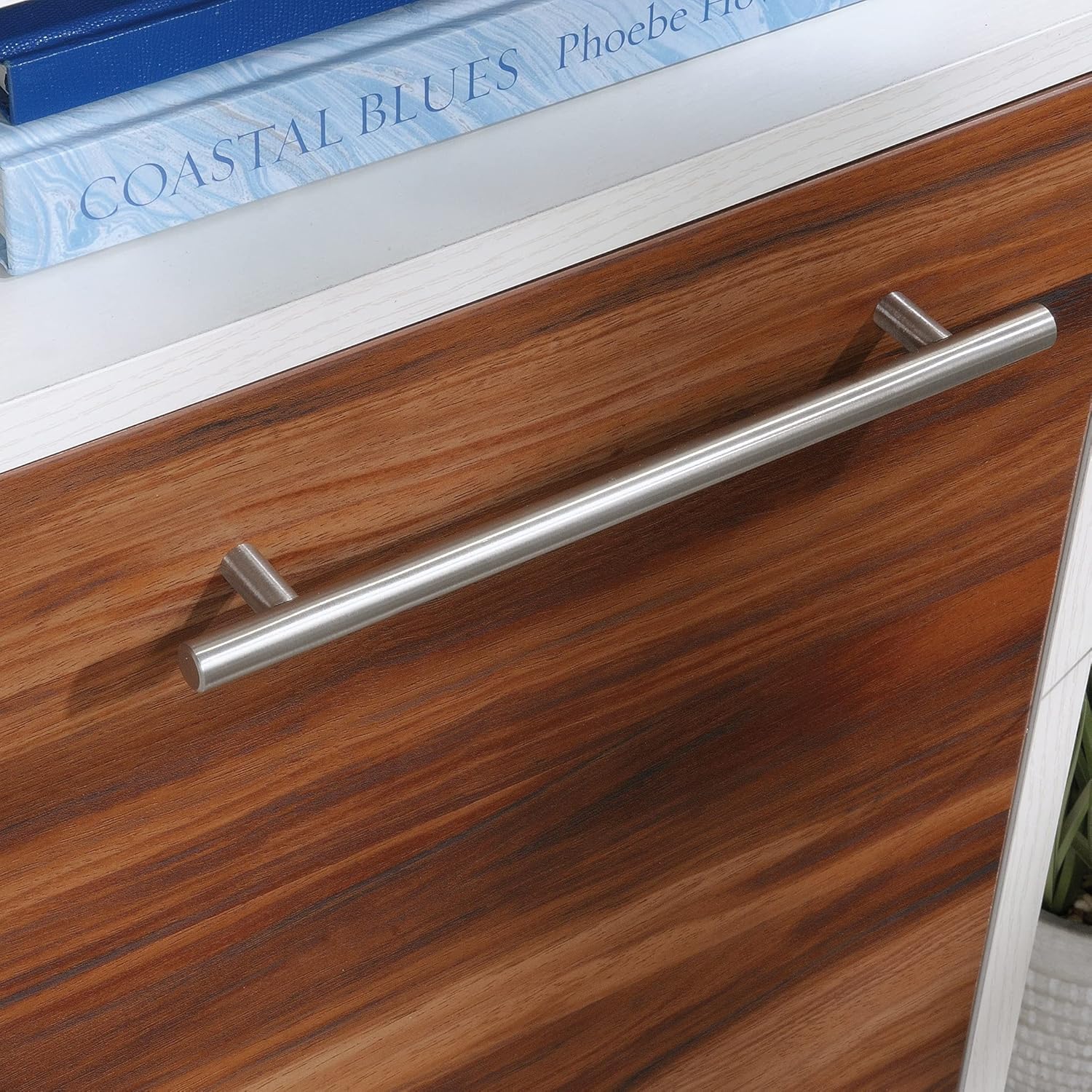 Sauder Vista Key Desk, L: 47.64