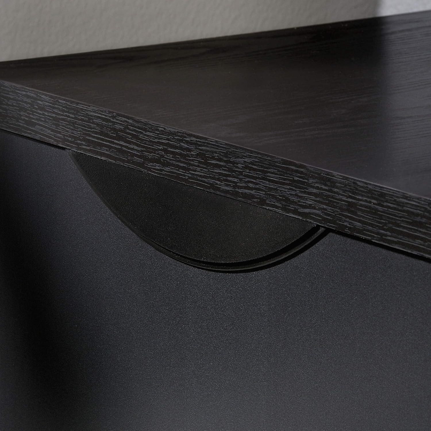 Sauder Via Credenza, L: 59.45