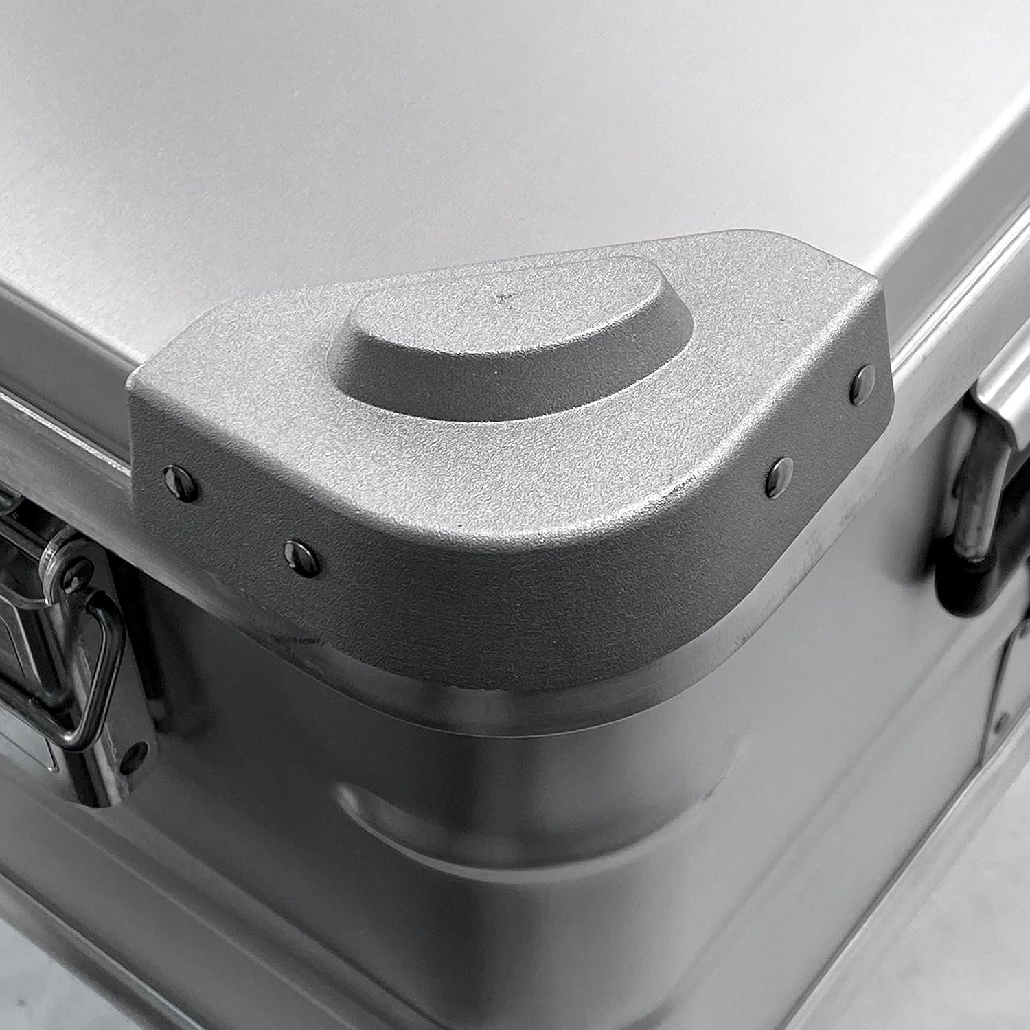 Eylar 2-Piece Equipment and Gear Overland Crossover Aluminum Cargo Case (2 PCS Combo)