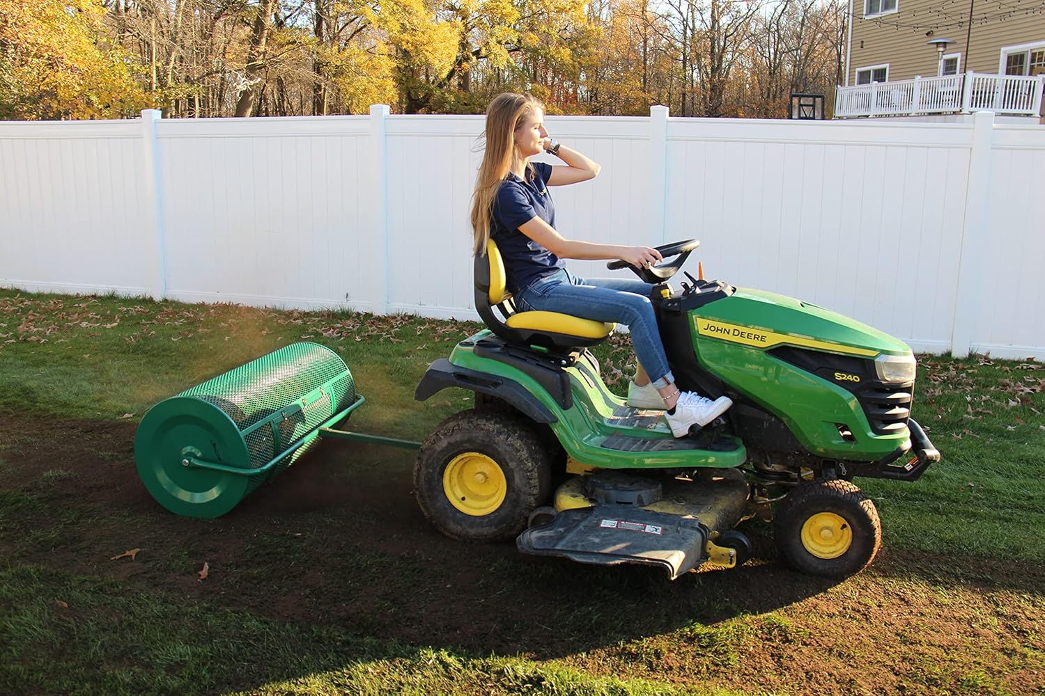 Landzie Lawn & Garden Spreaders - 44 Inch Heavy Duty Metal Mesh Basket Push/Tow Spreader - Compost, Peat Moss, Top Soil, Mulch - Durable Lightweight Multi-Purpose Yard Care Equipment - Manure Spreader