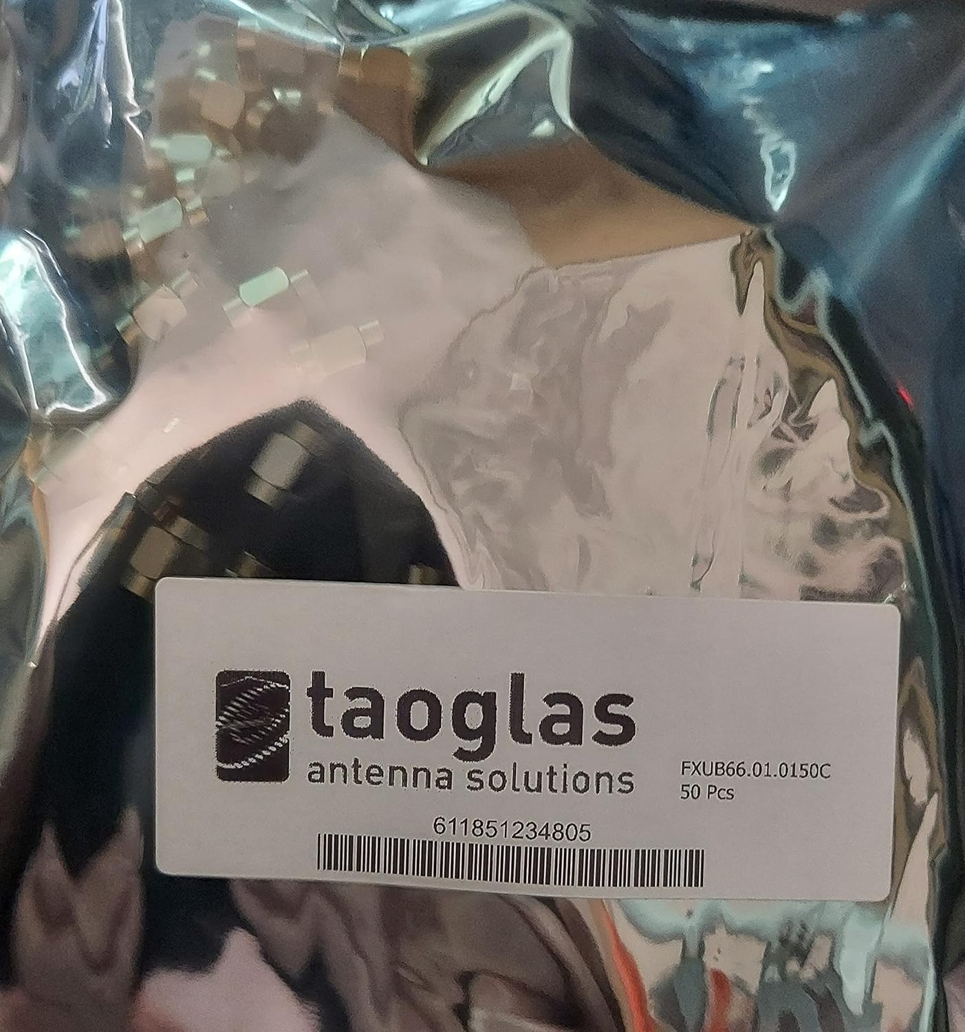 50 pcs Taoglas FXUB66.01.0150C Maximus Ultra Wide Band Antenna 700-6000 MHz
