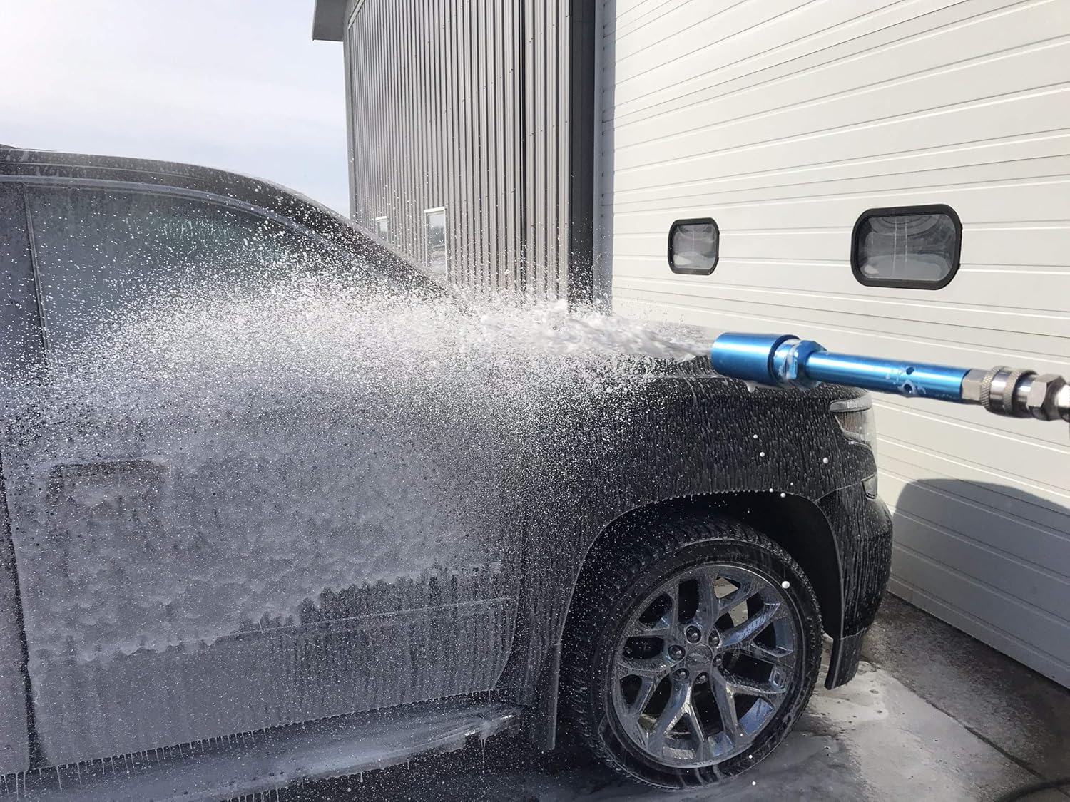 AgFinium Heavy Duty Power Wash Foaming Nozzle with Air Induction and Mixing Screen