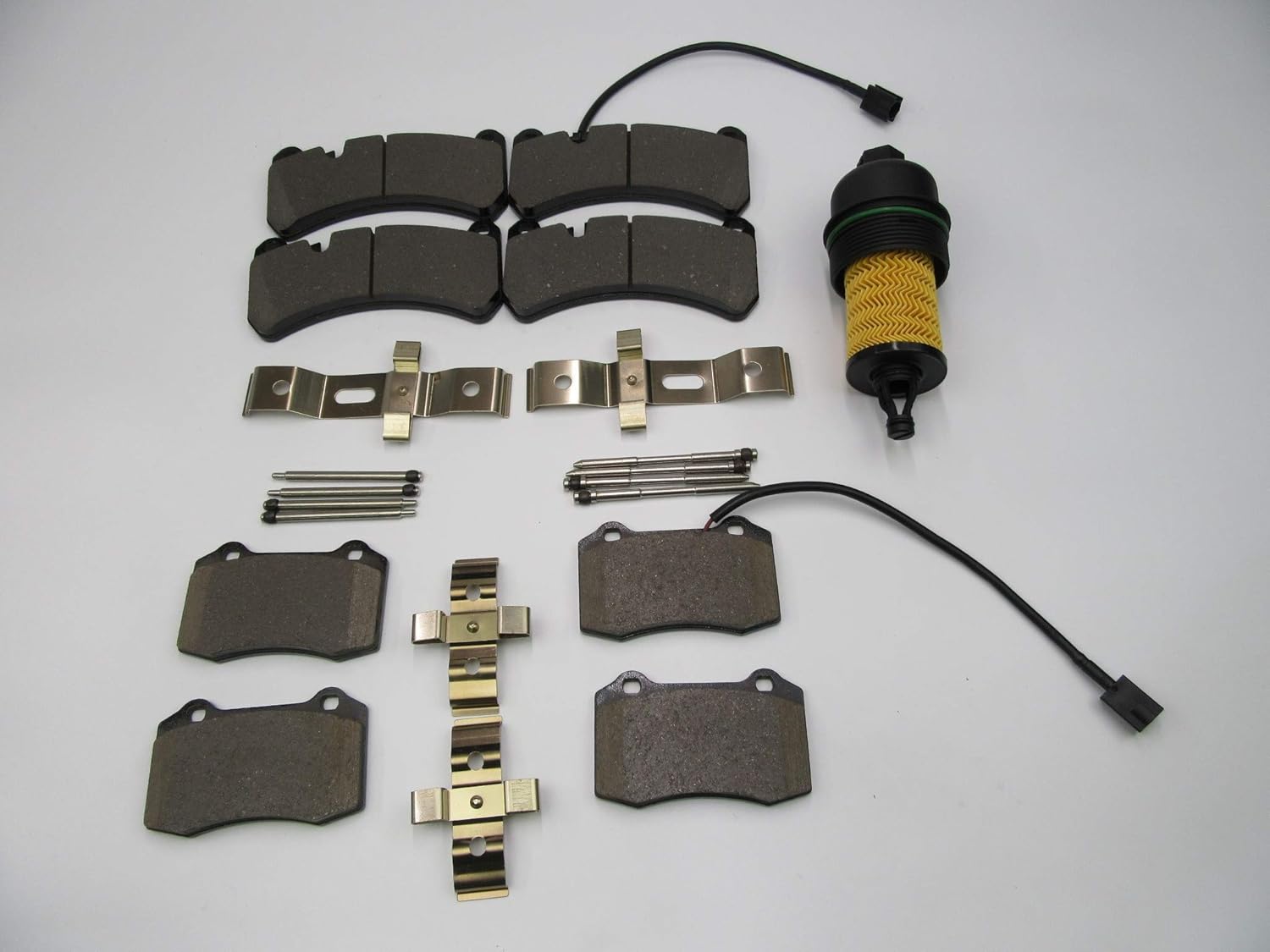 TopEuro replacement front & rear brake pads + oil filter for Maserati Ghibli Quattroporte #592 HIGH PERFORMANCE