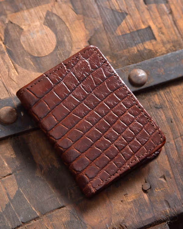 Alligator Bifold Card Case