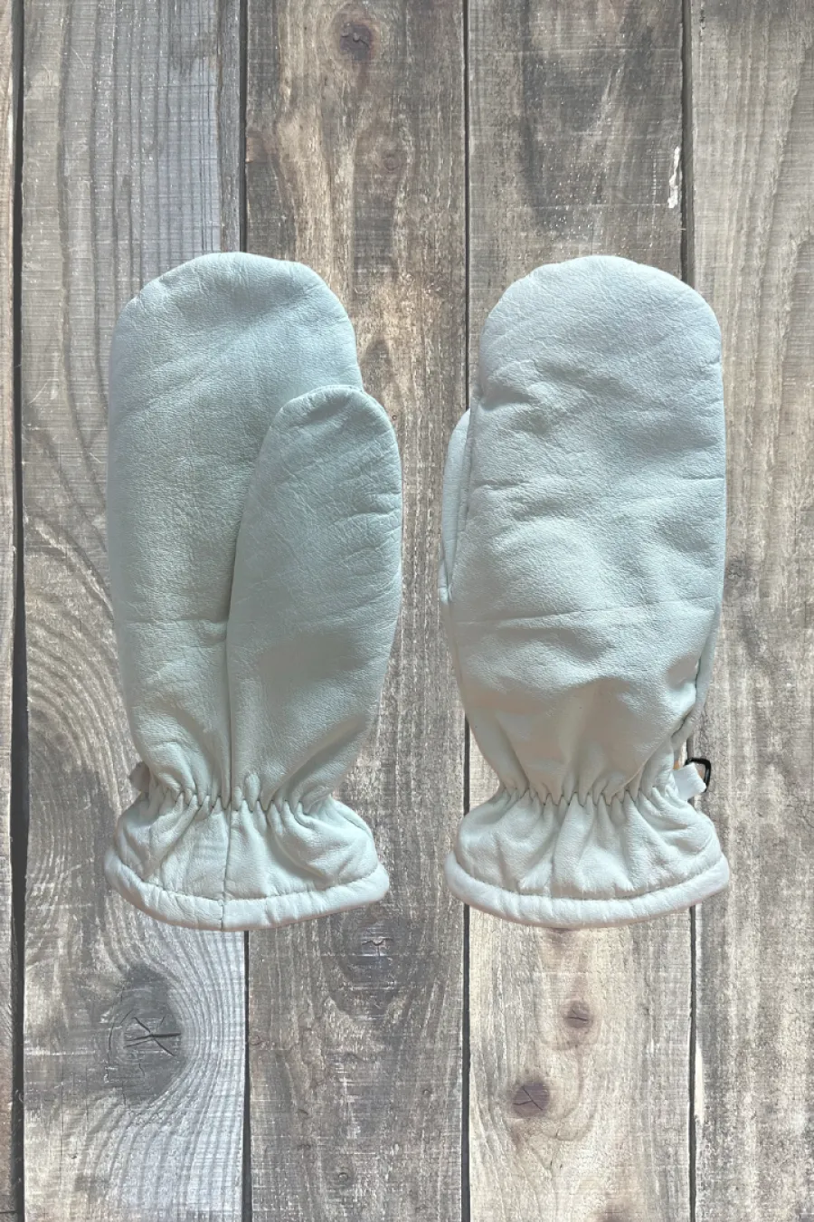 Mitaines de ville en cuir blanc