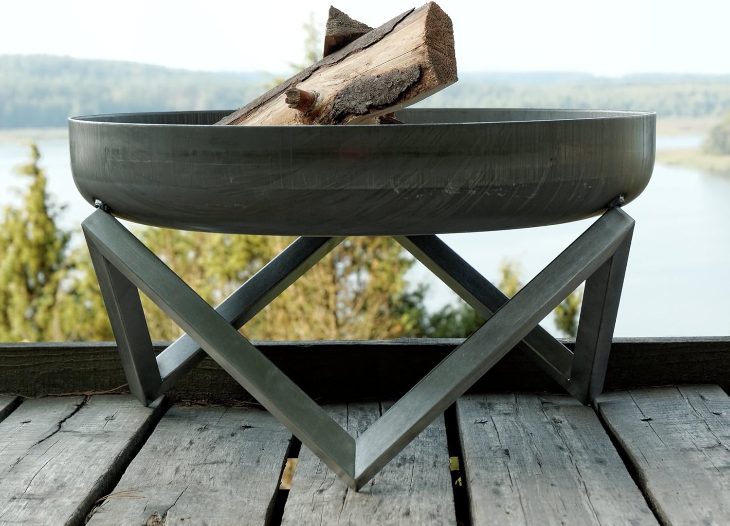Curonian Memel Solid Steel Medium Fire Pit