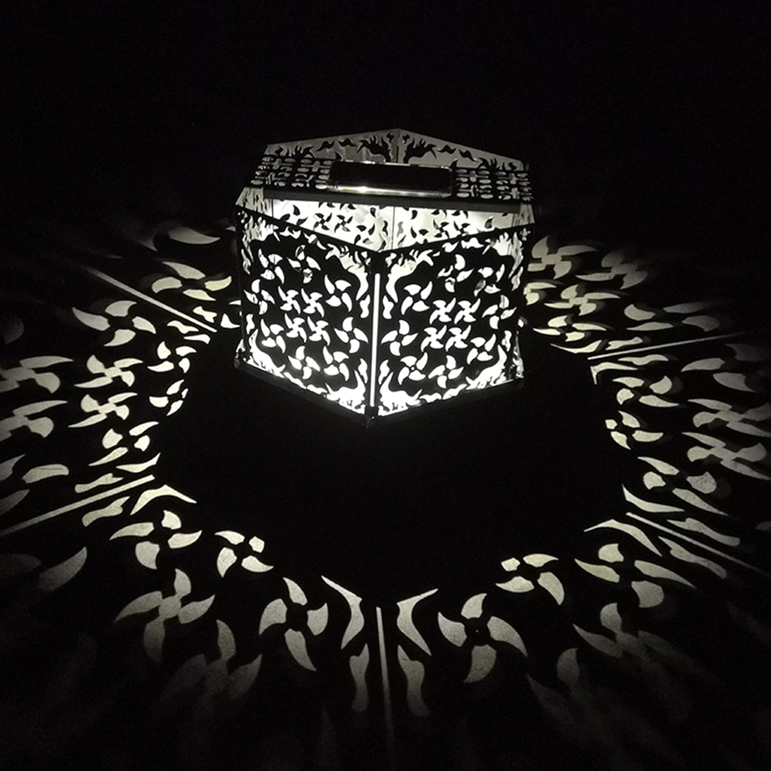 Outdoor Fire Pits, Wood/Charcoal Burning Firepit Bowls, Bonfire Atmosphere Heating Lamp, Barbecue BBQ Grill Stove for Patio Backyard Garden Camping