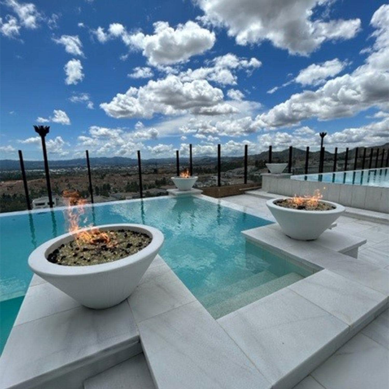 Lakeview Outdoor Designs Scape Key 32 1/2 Inch Square GFRC Concrete Propane Fire Bowl in White