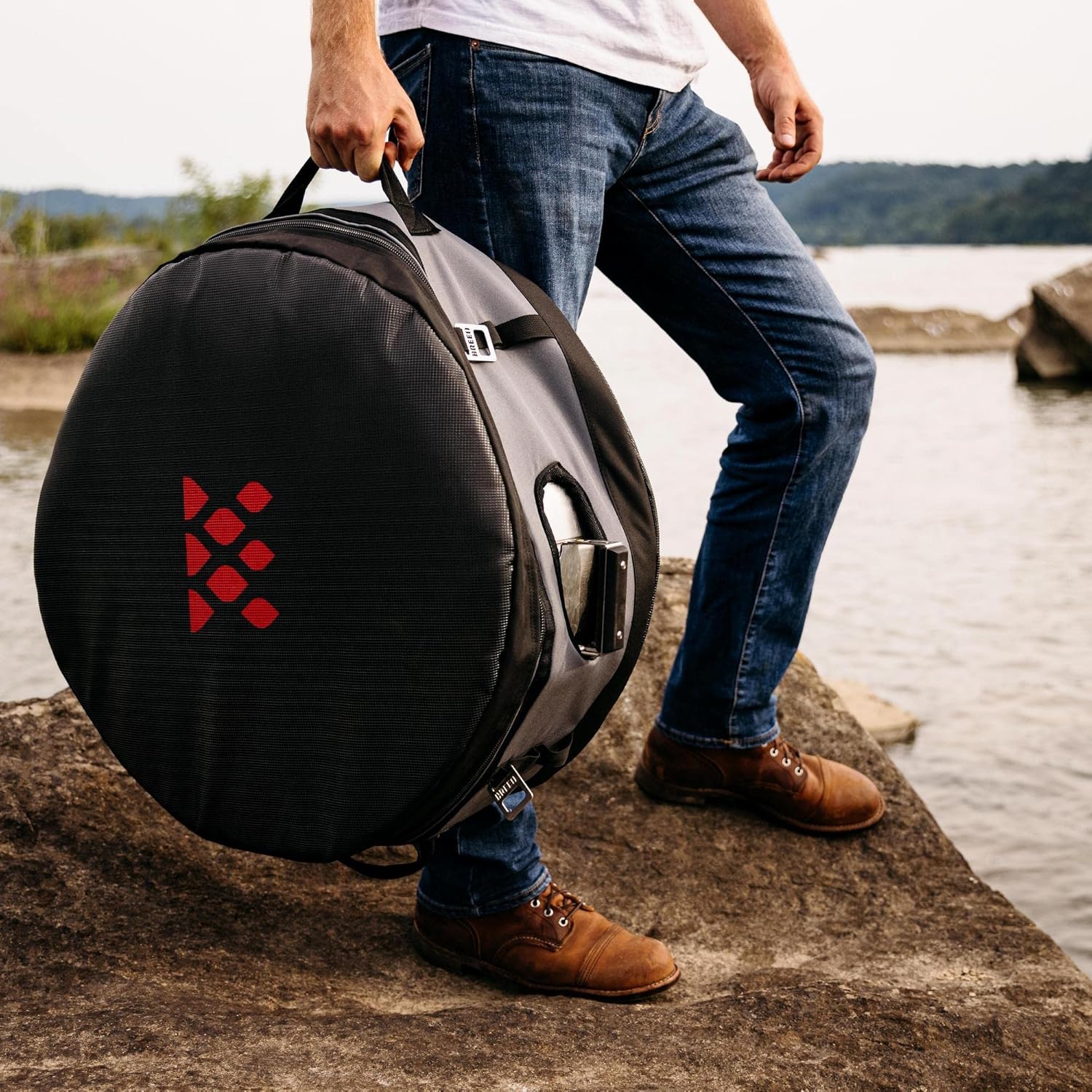 Breeo Y Series Transit Case - Round Fire Pit Cover - Firepit Cover for Carrying & Transporting - Bag for the Y Series Smokeless Fire Pit - Rubberized Vinyl Lid and Botton - Water Resistant - USA Made