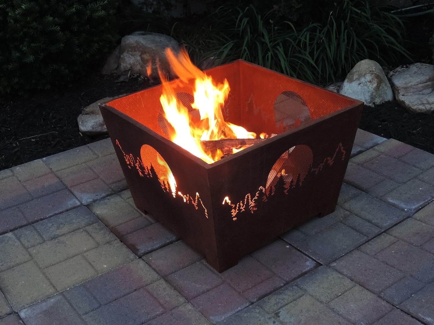 Esschert Design FF1003 Forest and Moon Fire Basket