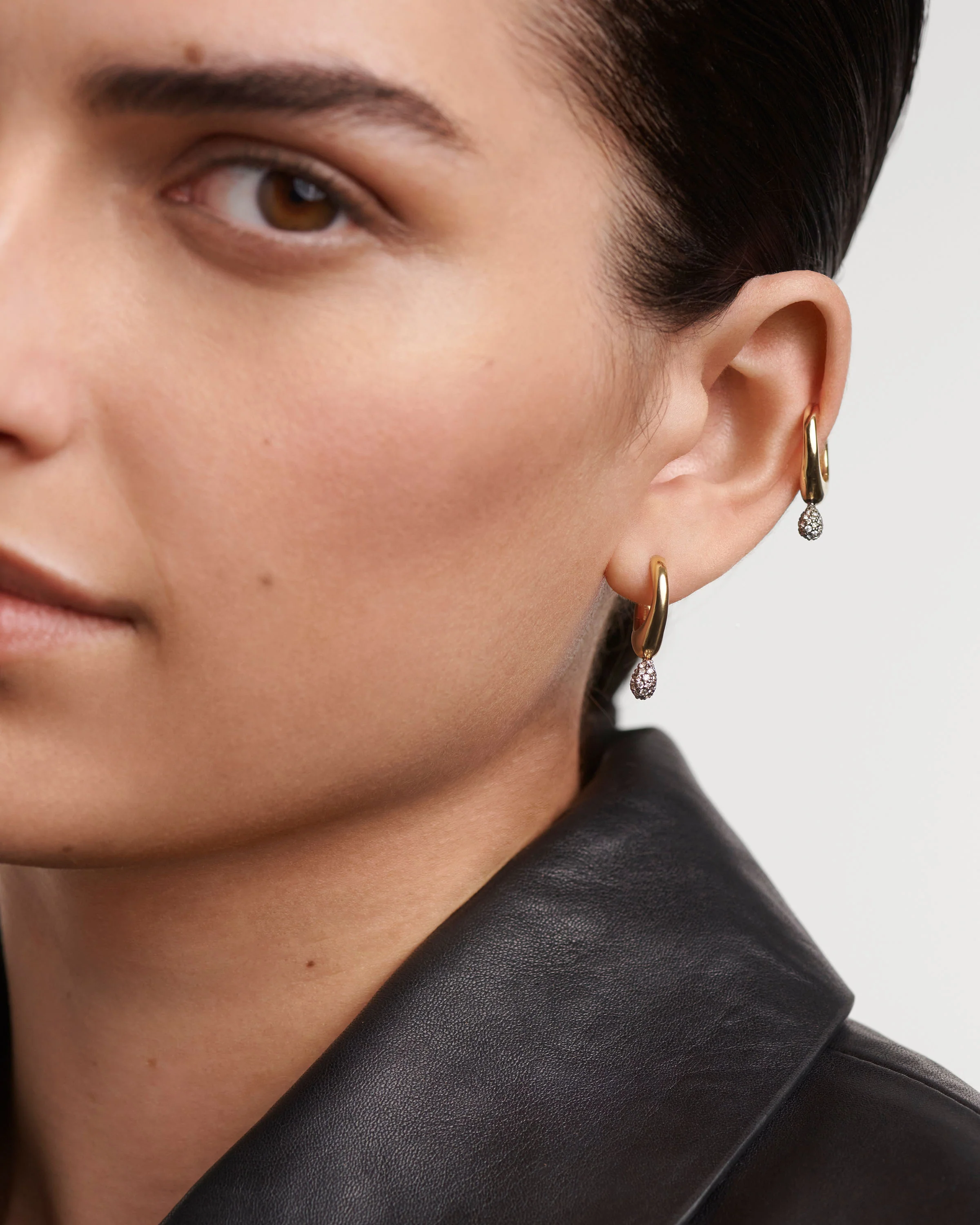 Pavé Lava Single Hoop