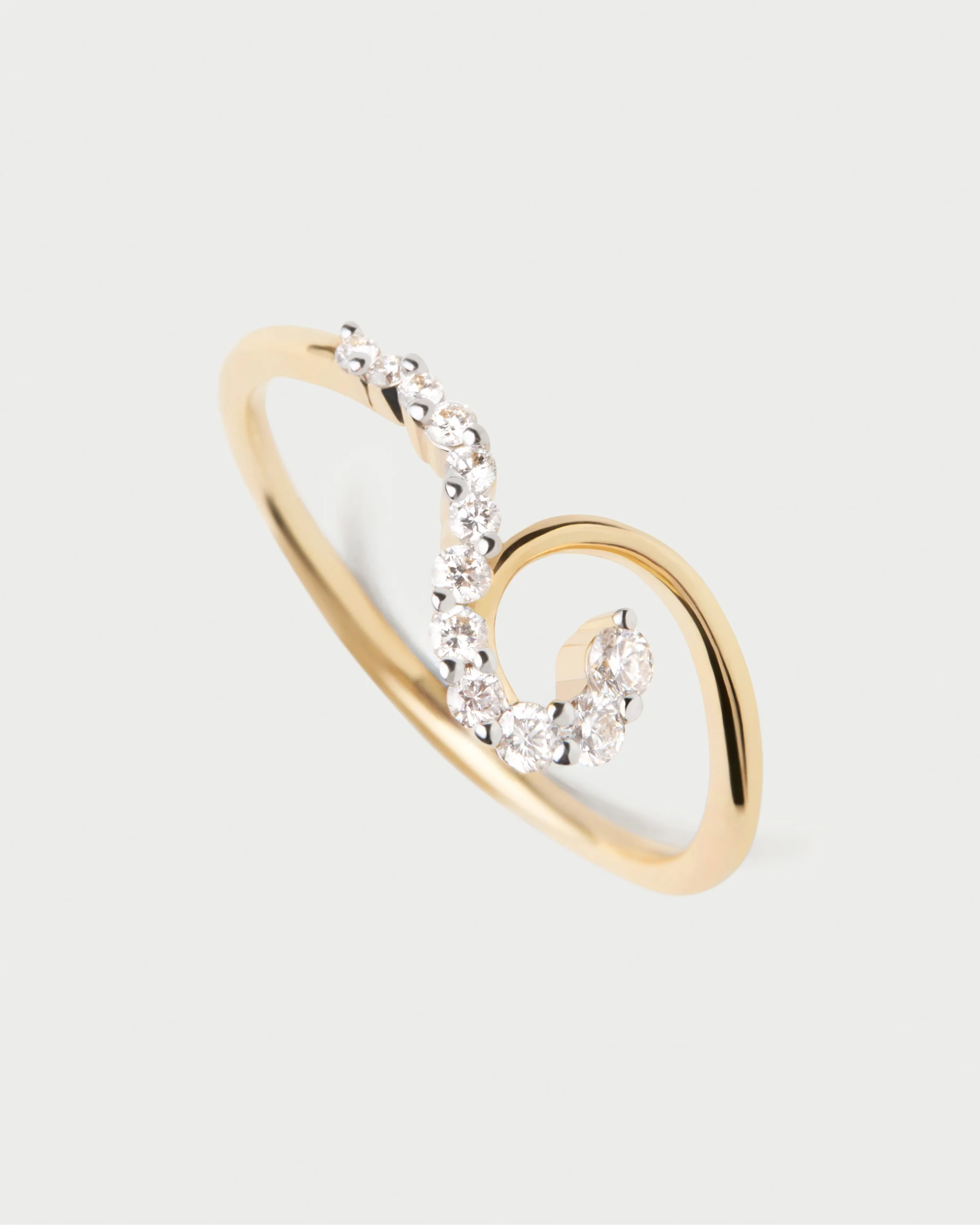 Diamonds and gold Gaia ring