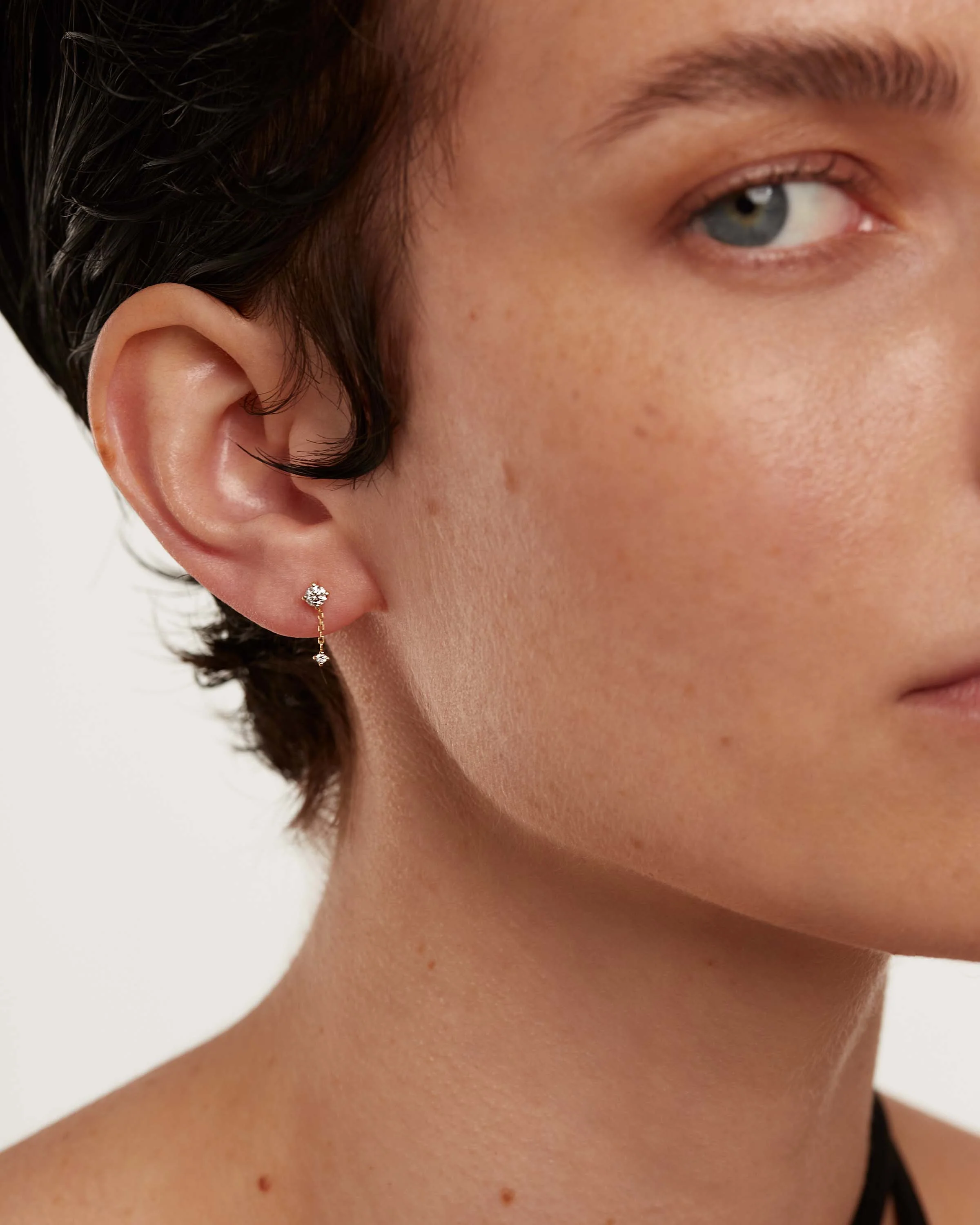 Diamonds and Gold Asymetric Studs