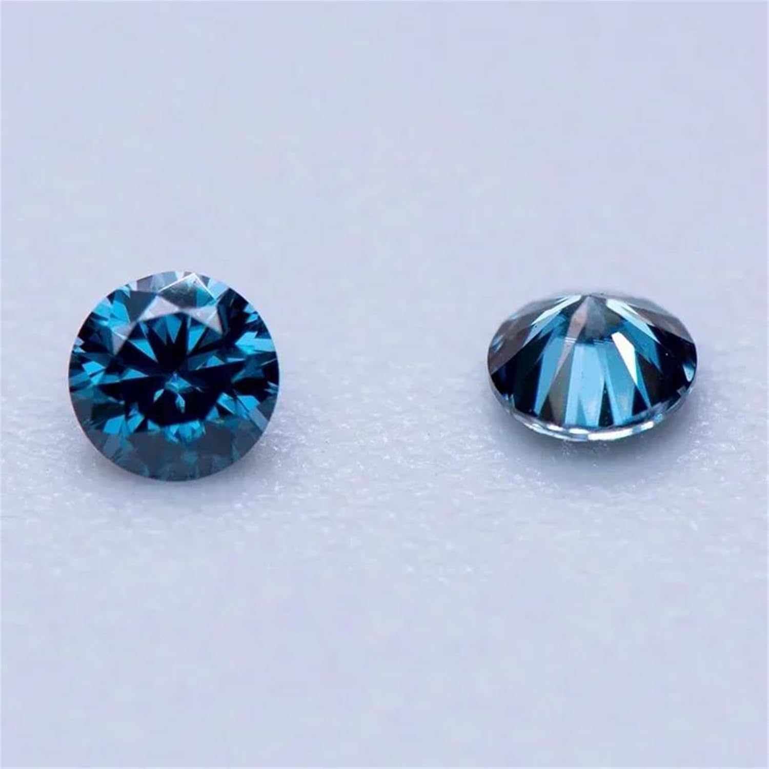 Small Loose Diamonds Can Be Tested Using A Gemological Diamond Detector.