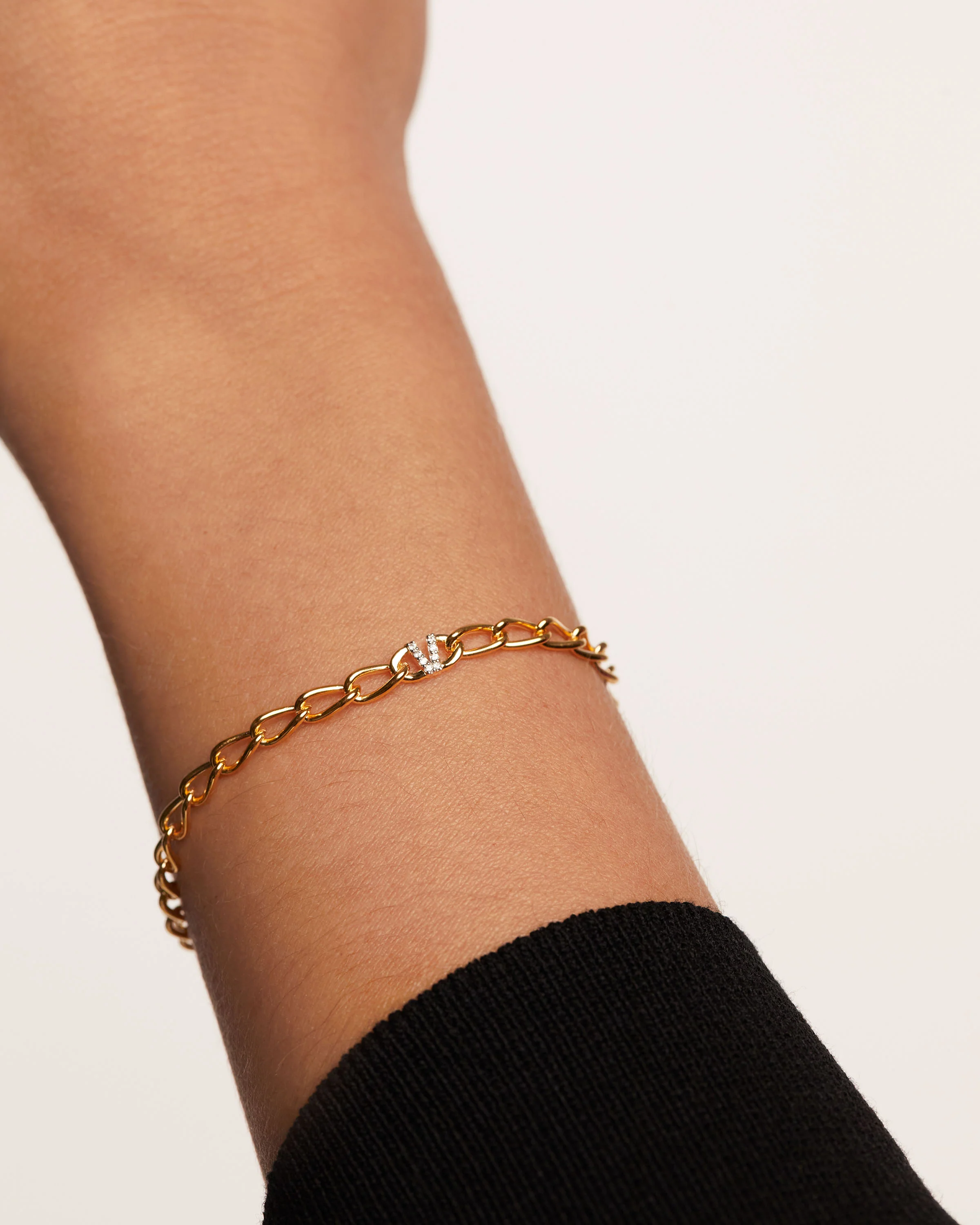 Letter V Chain Bracelet