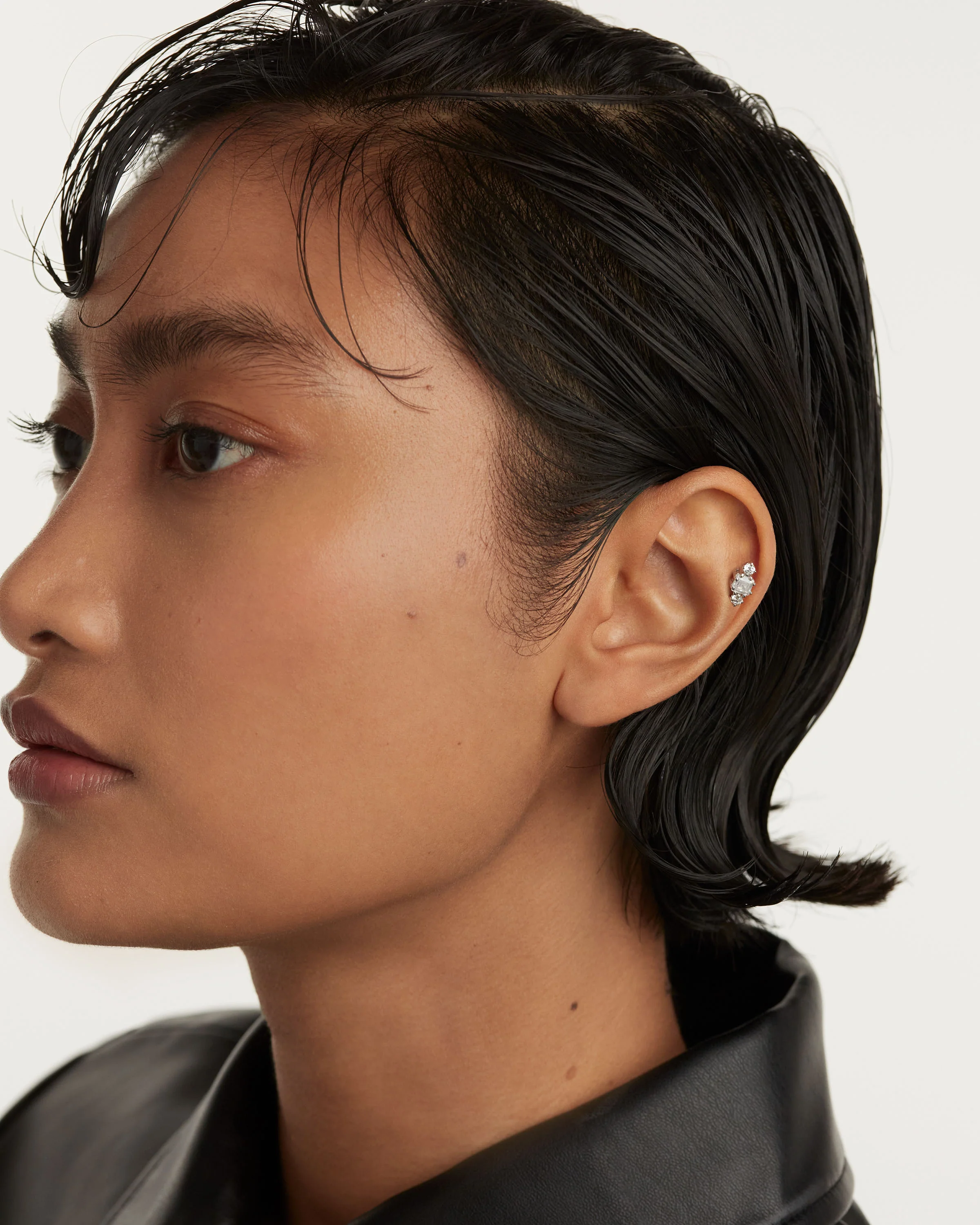 Lyn Single Silver Earring