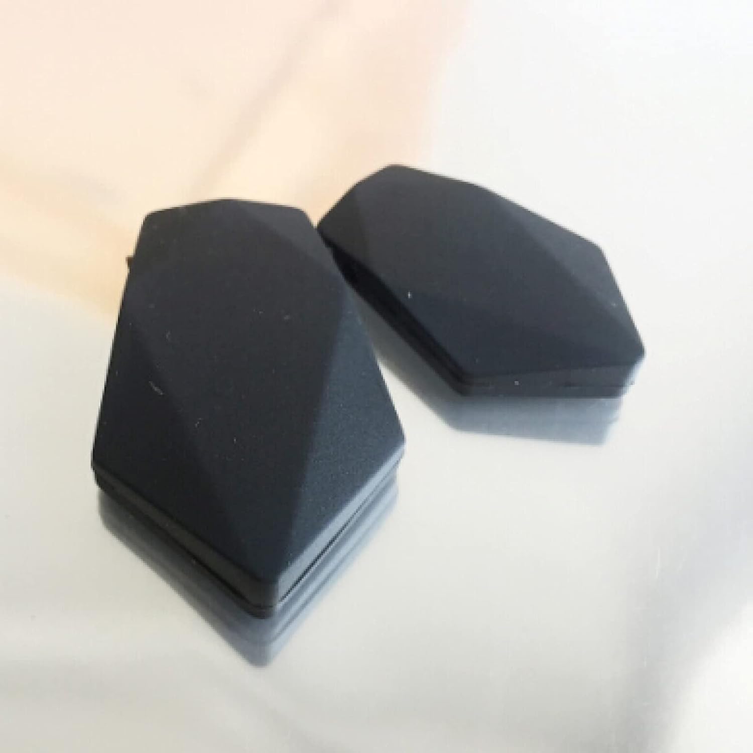 Silicone Beads for Keychain Making 15mm Bulk Multi Color Craft Beads Shapes Beads Jewelry Spacer Rubber Beads for Necklace Bracelet DIY Handicrafts Garlands Lanyards Making 20 Sets (Black)