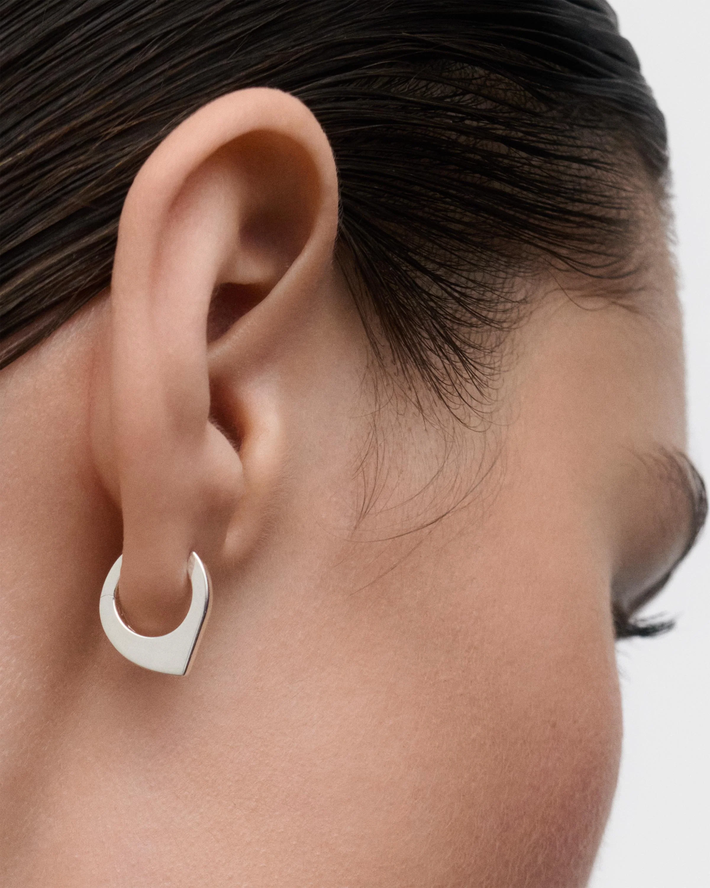Oda silver hoops