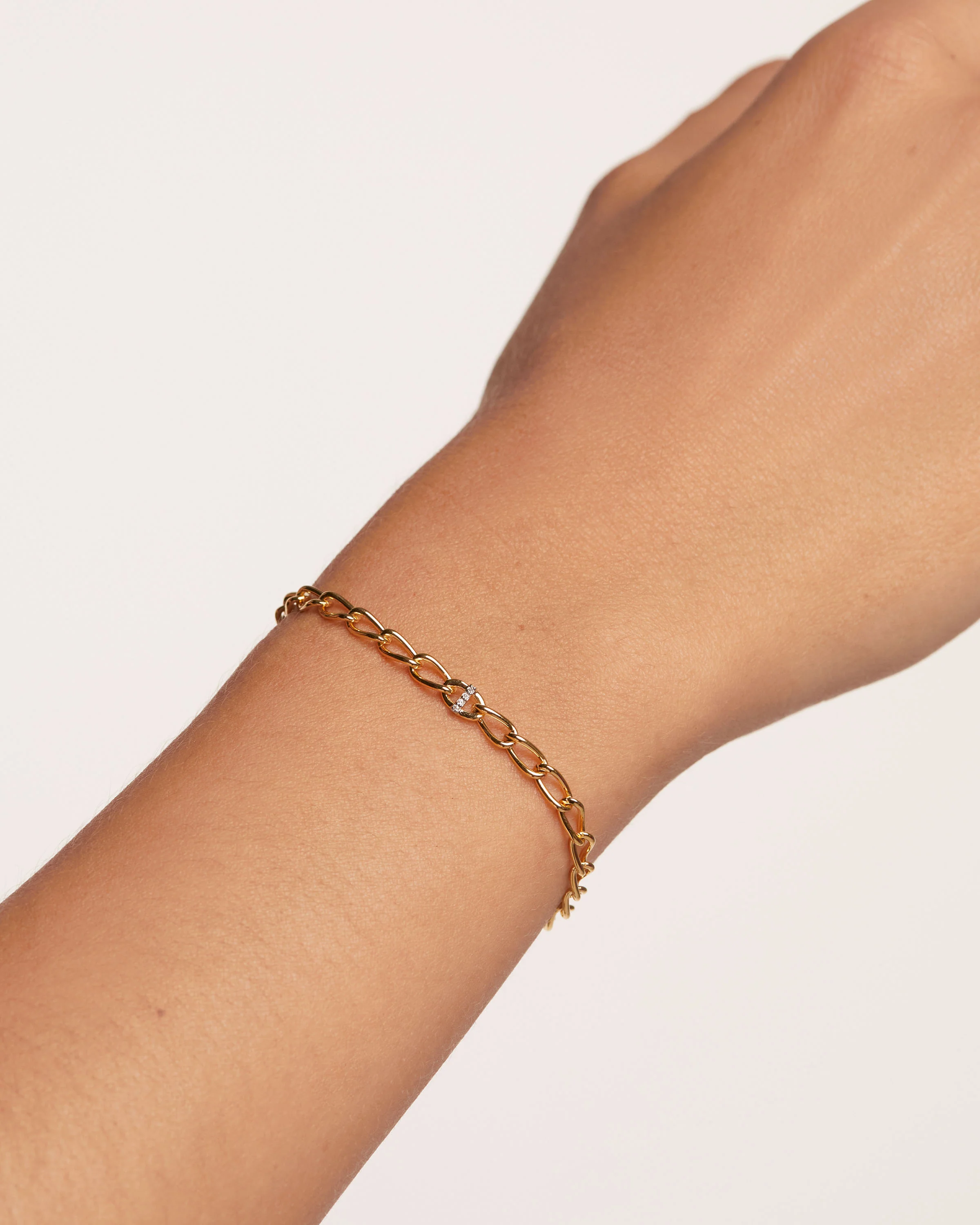 Letter I Chain Bracelet