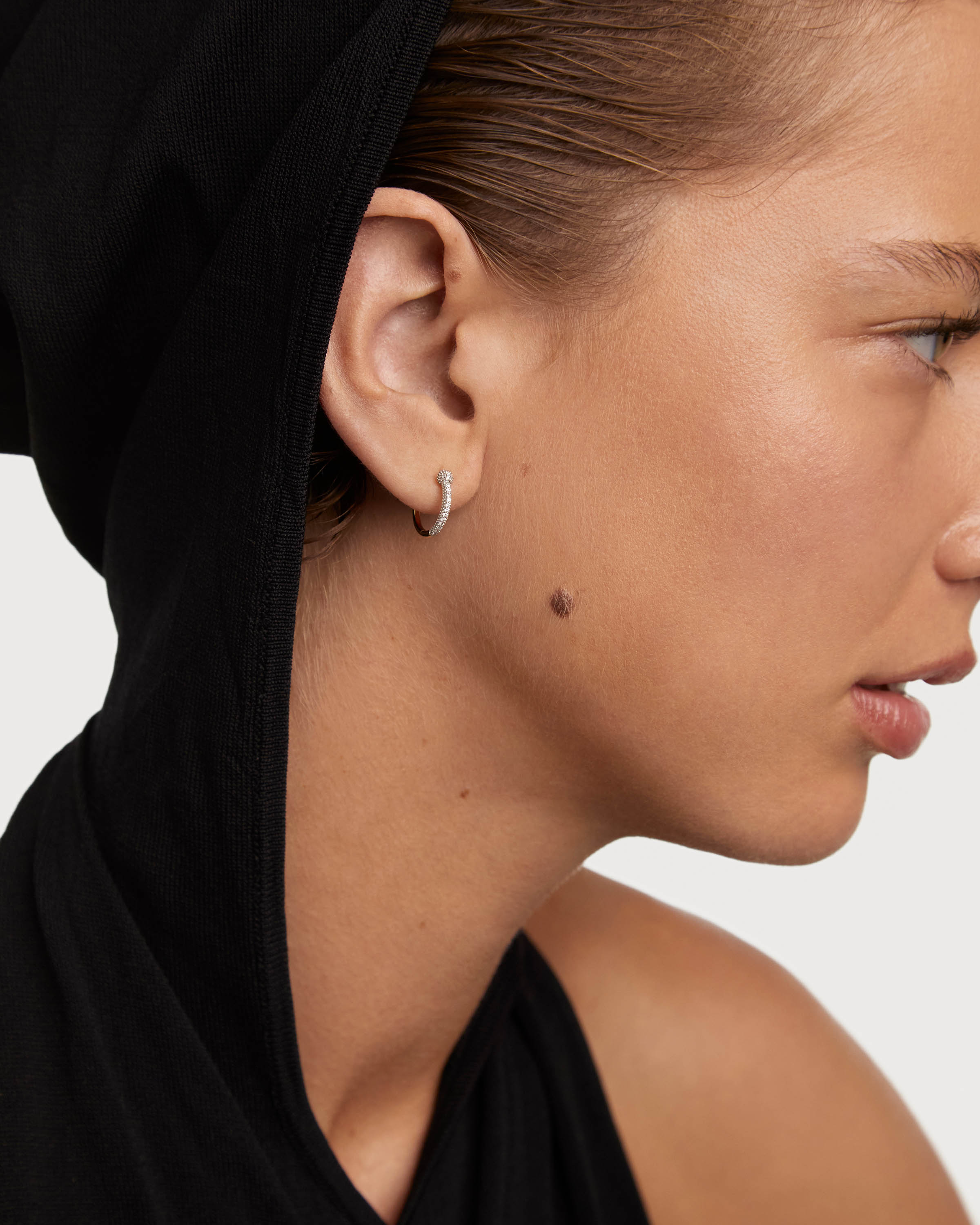 Diamonds and gold Chai Latte single hoop