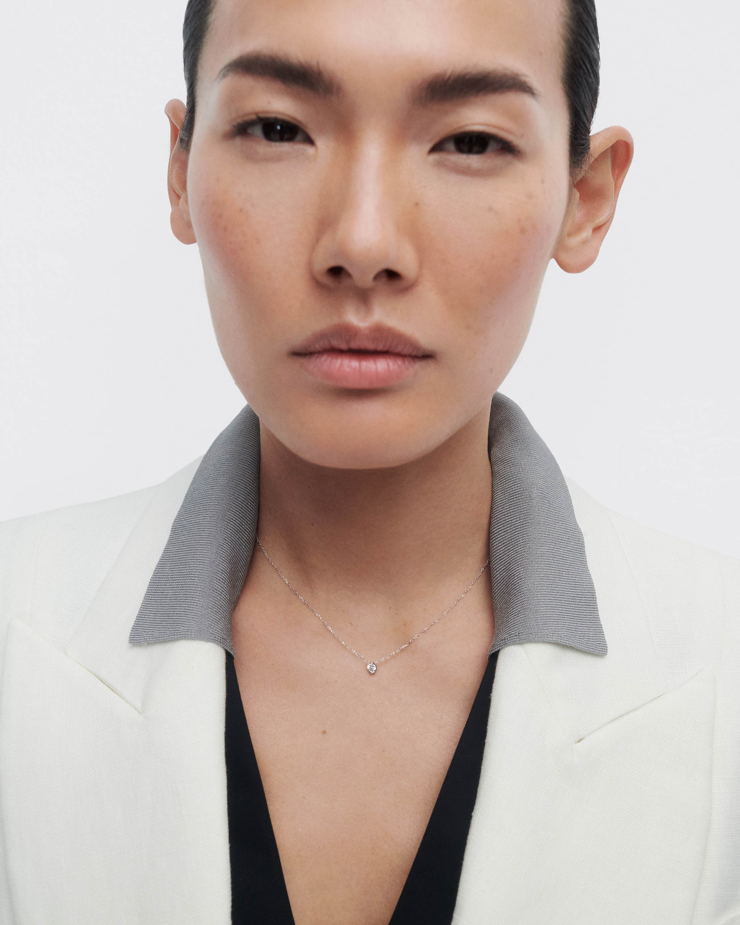 Diamonds and white gold Delia necklace