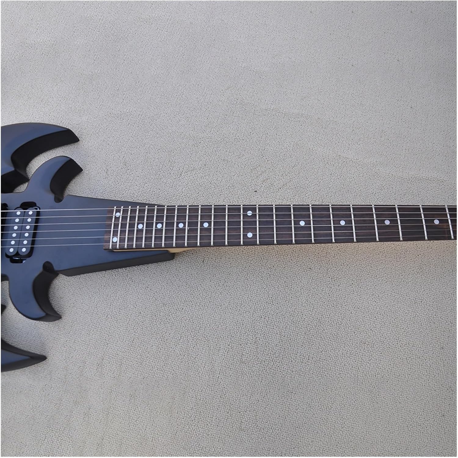 Black Matte 6 Strings Unusual Headless Electric Guitar with Rosewood Fretboard 24 Frets Professional Headless Guitar
