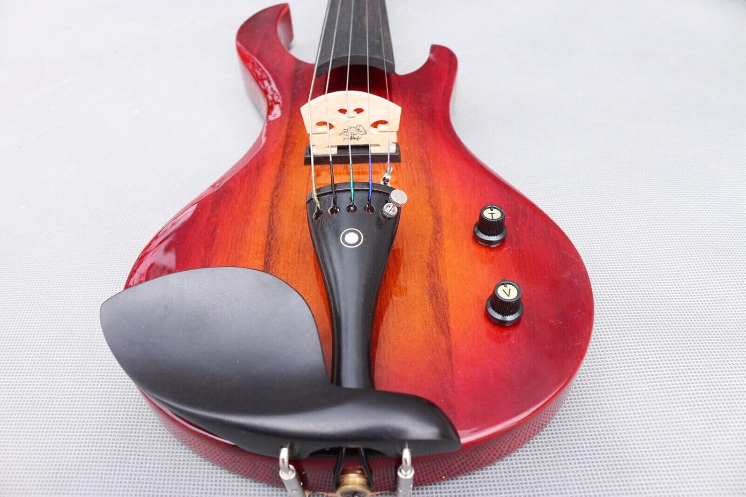 Full size Electric Violin 4/4, Electric violin kit for 5 String Solid wood body with Ebony fittings guitar-shaped Powerful Sound,case,bow