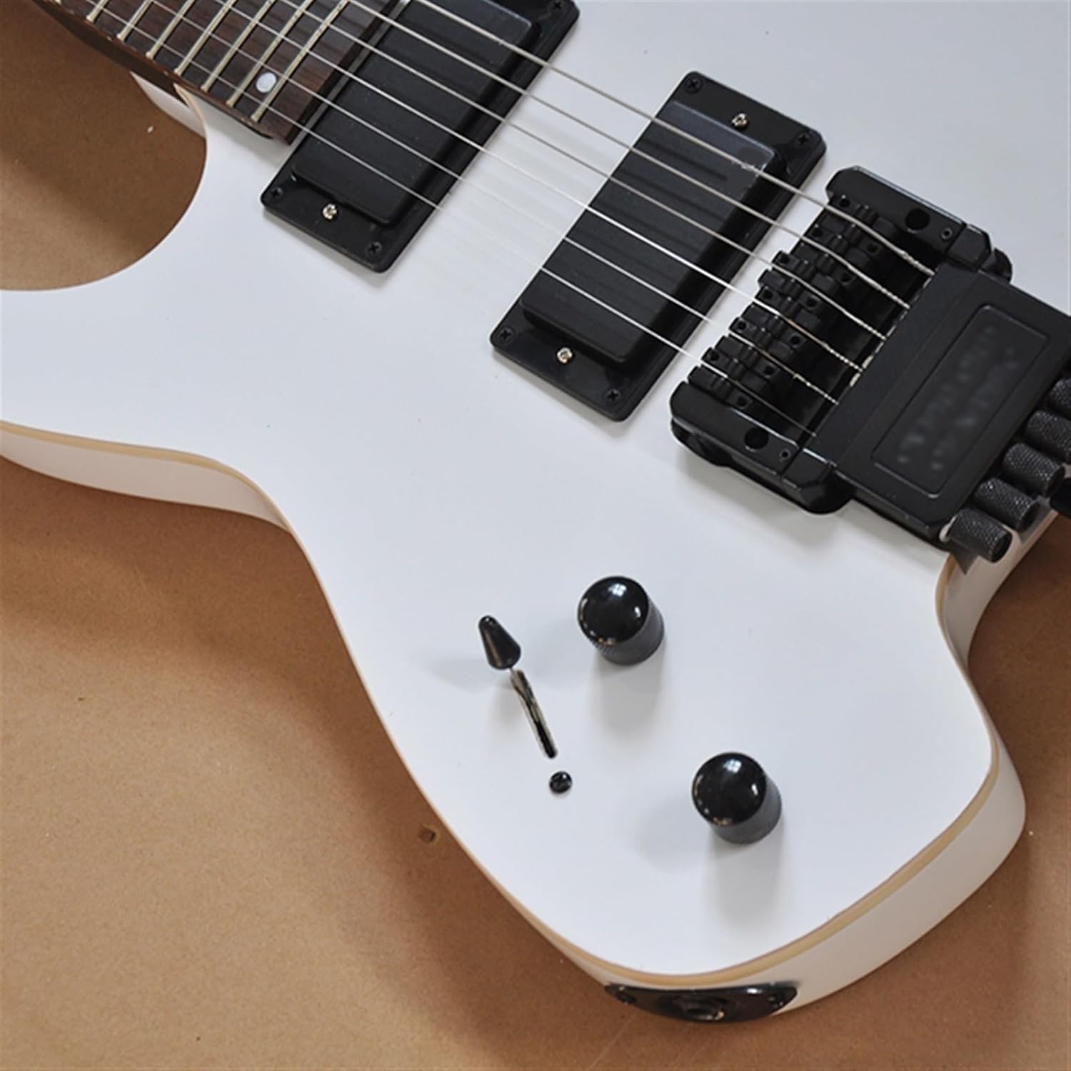 39 Inches Left Handed White Headless Electric Guitar with Rosewood Fretboard 24 Frets Professional Headless Guitar