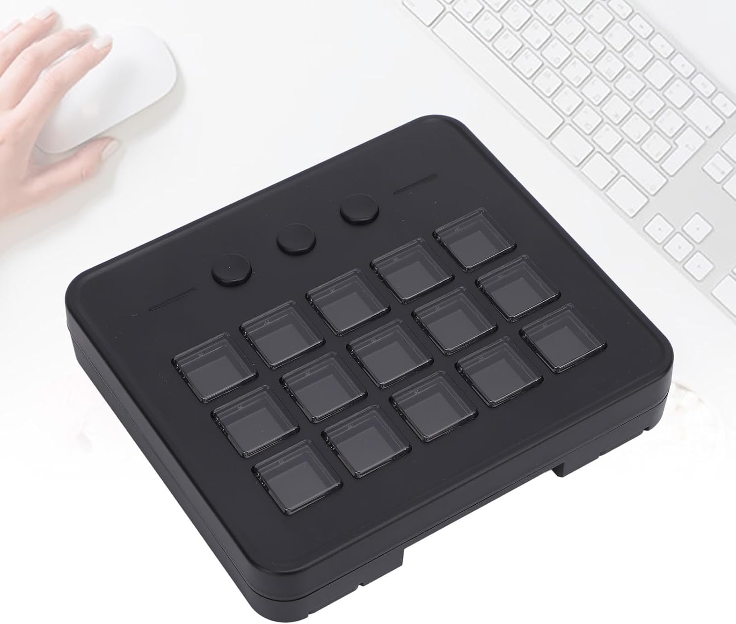 Jiawu Studio Controller, Stream Control Deck with 15 LCD Macro Keys Customizable, Game Operations Stream Keyboard, Trigger Actions on OBS, Works with and PC