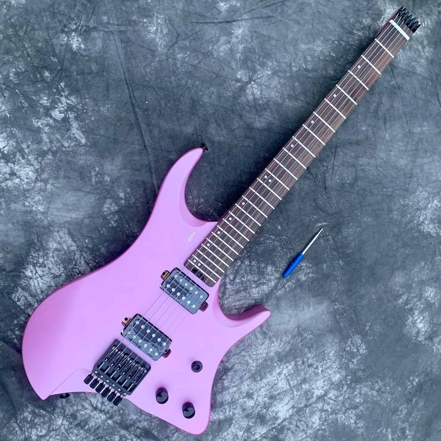 Headless 6-String Electric Guitar with Humbucker Pickups, Maple Neck, Rosewood Fretboard – Available in Purple & White, Perfect for Rock and Metal Professional Guitar (violet)
