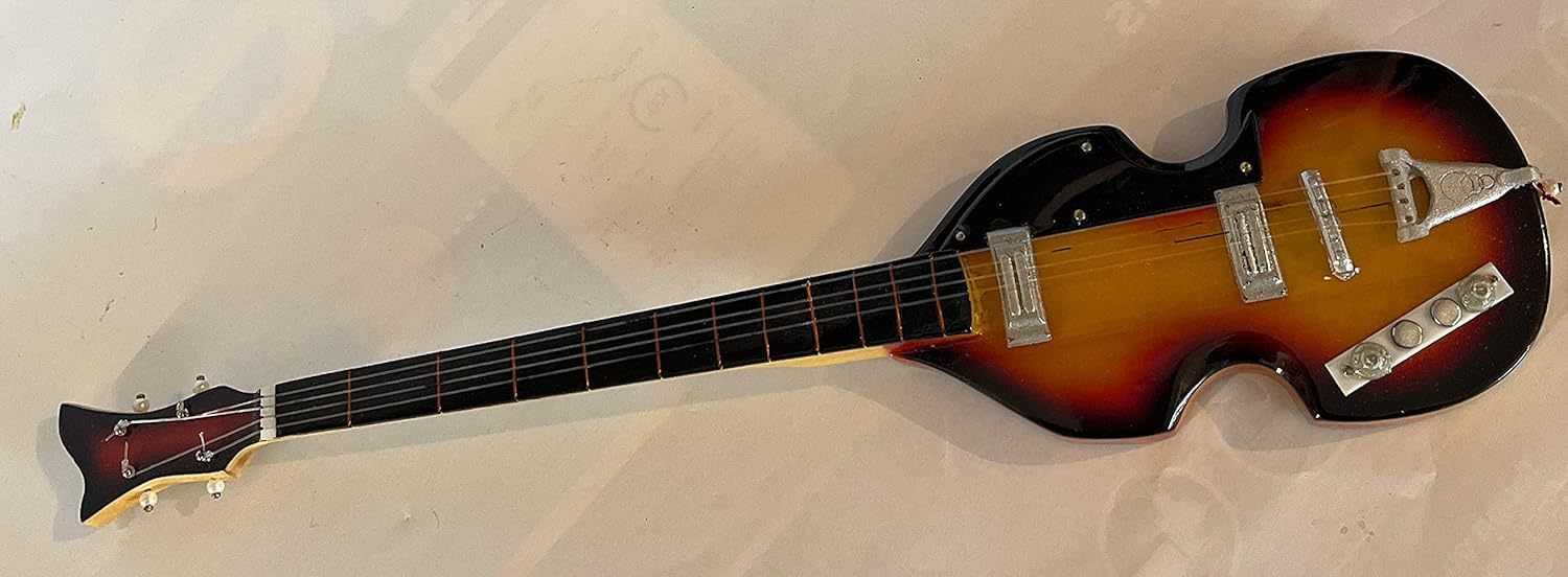 Pro Beatle Bass Sunburst Miniature Guitar Replica Collectible Guitar
