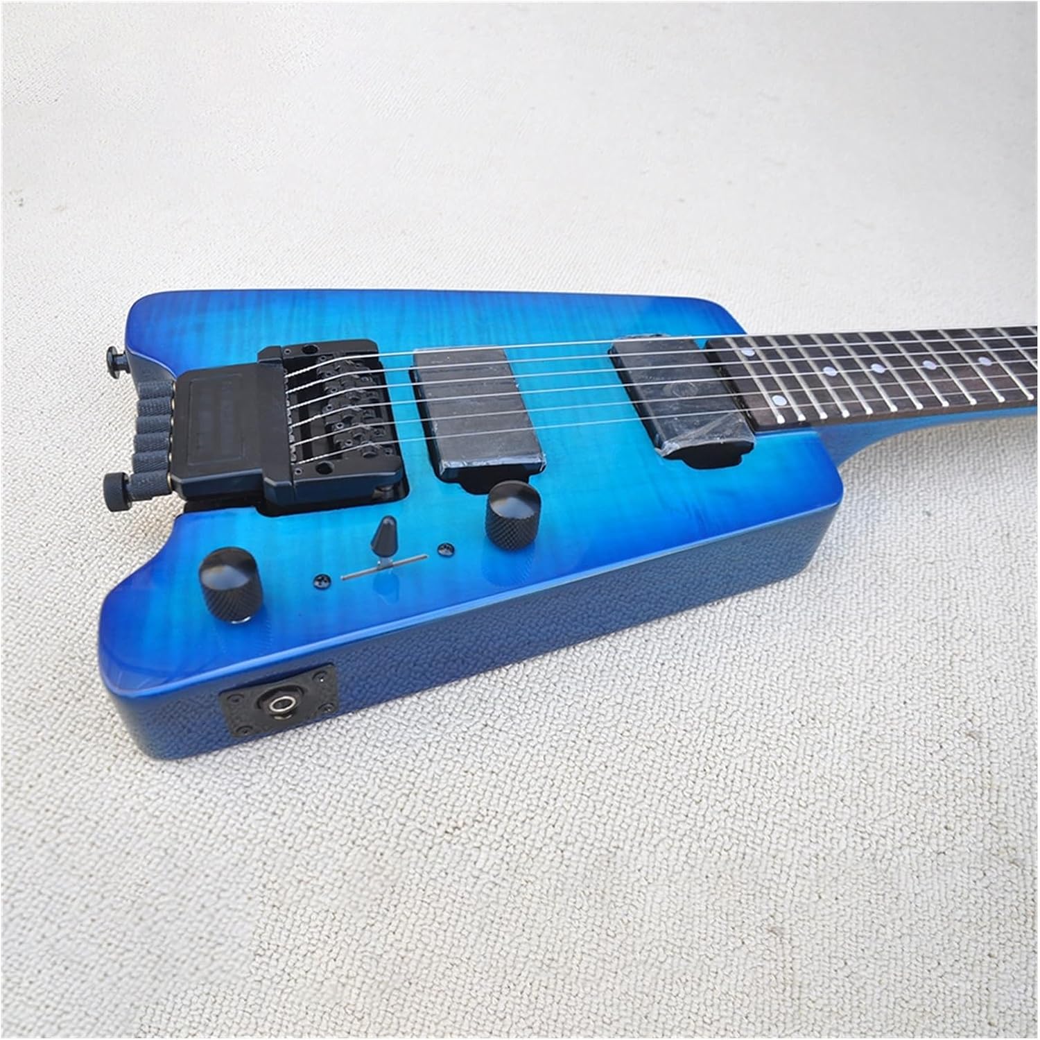 Blue Portable Travel Flame Maple Veneer Headless Electric Guitar with Rosewood Fretboard 24 Frets Professional Headless Guitar