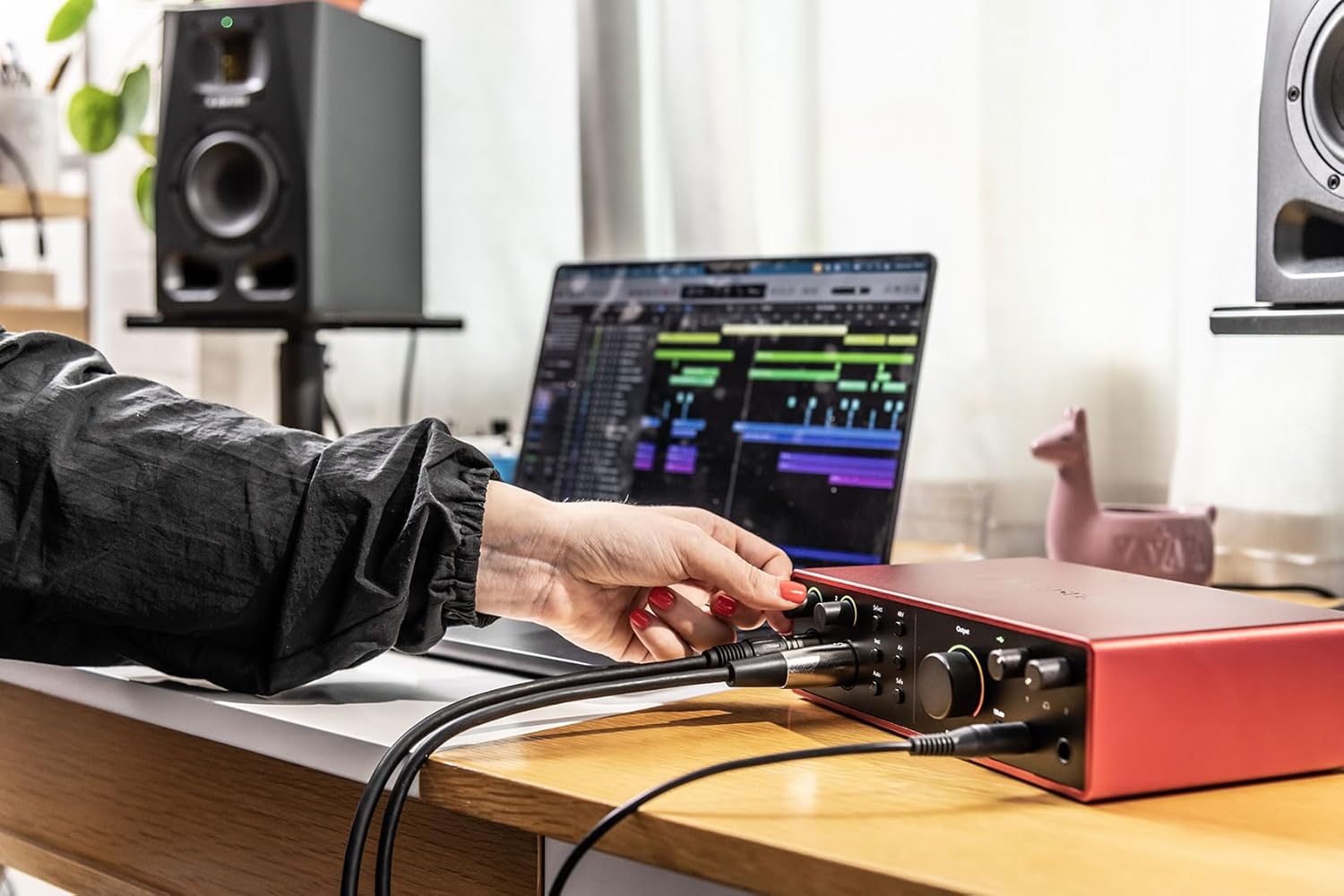 Audiosavings Bundle: Focusrite SCARLETT 16I16 4G 4th Gen 24-bit 192 kHz Audio Recording Interface Bundle with Rockville PRO-M50 SR Headphone+RCM SR Studio/Recording Condenser Microphone (3 Items)