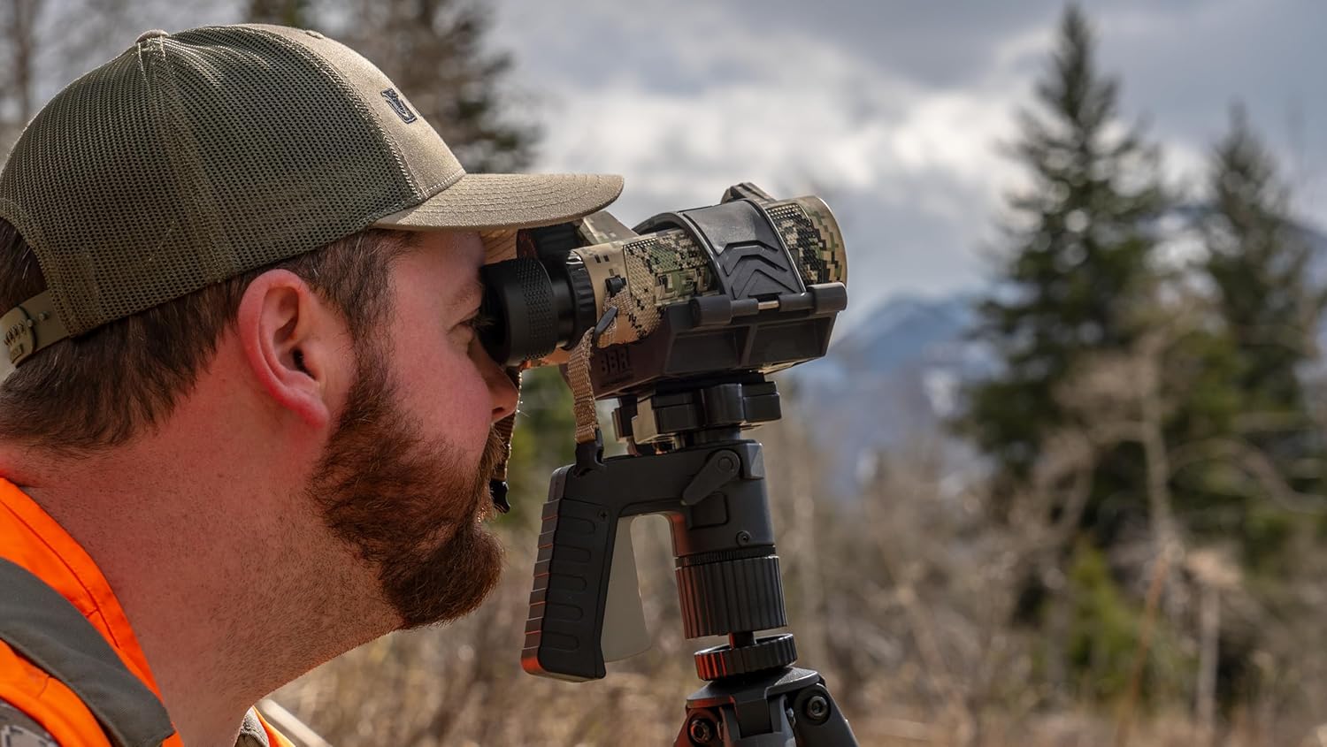 BOG PCA, Professional Camera Adapter Tripod Attachment with Switcheroo System, Standard Connection Threads, Accessory Plate, and Precise One-Handed Angle Adjustments for Hunting, Shooting and Outdoors
